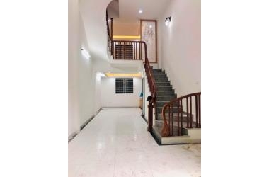 Ngũ Hiệp Thanh Trì, 42 m2 4 tầng giá chỉ 4.2 tỷ, ô tô tránh kinh doanh!